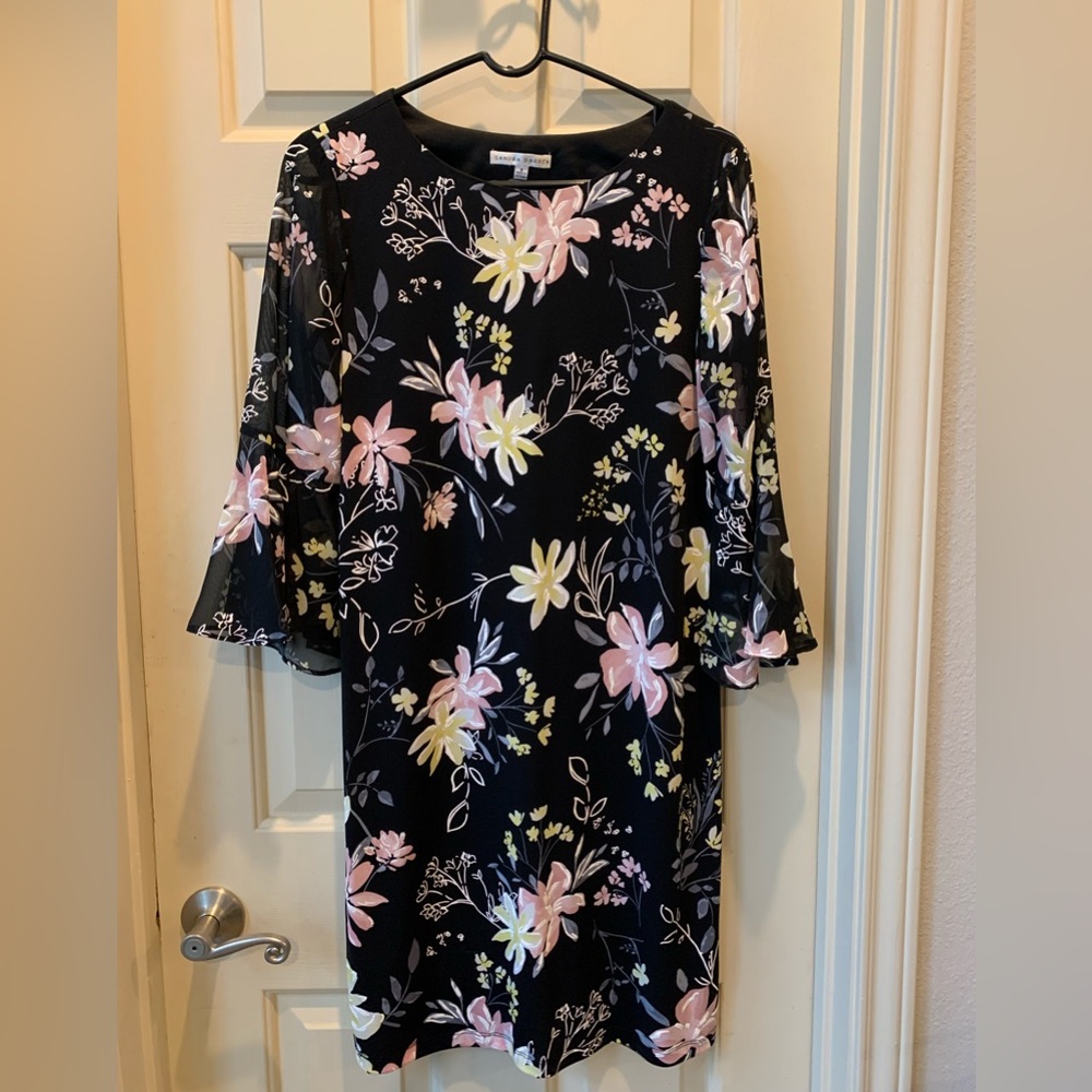 Beautiful dress, great for a wedding or shower! Black with pink flowers.